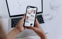 pessoa segurança celular à prova d´água