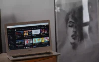Notebook da Acer sobre uma mesa